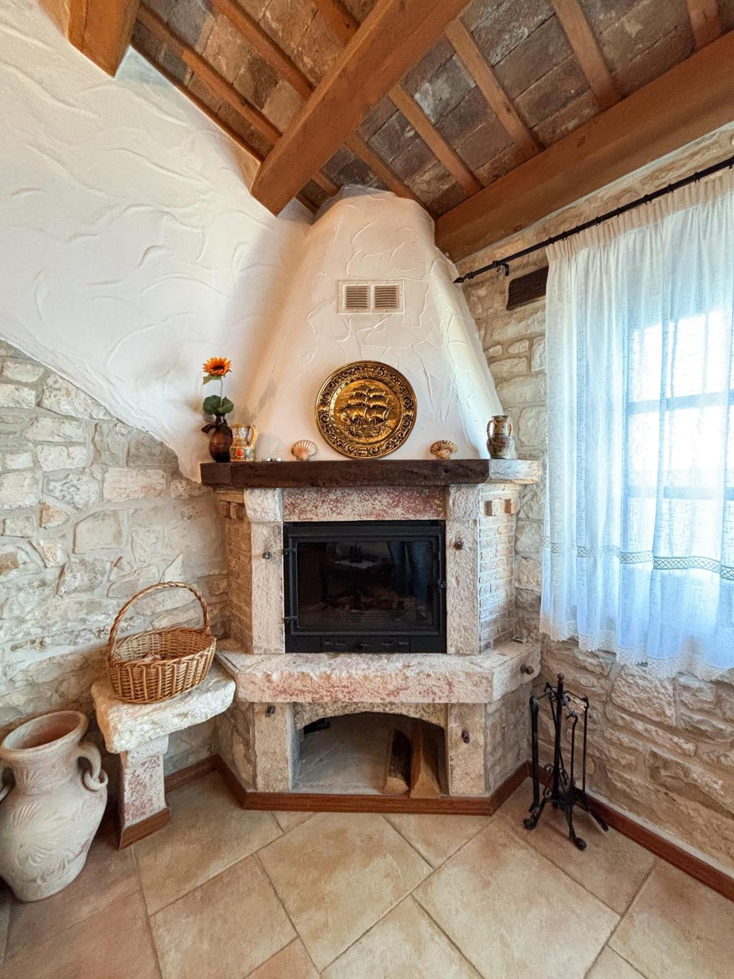 City Center Coastal Escape - Apartments With Sea View Or Cozy Room Novigrad Istria Exteriér fotografie