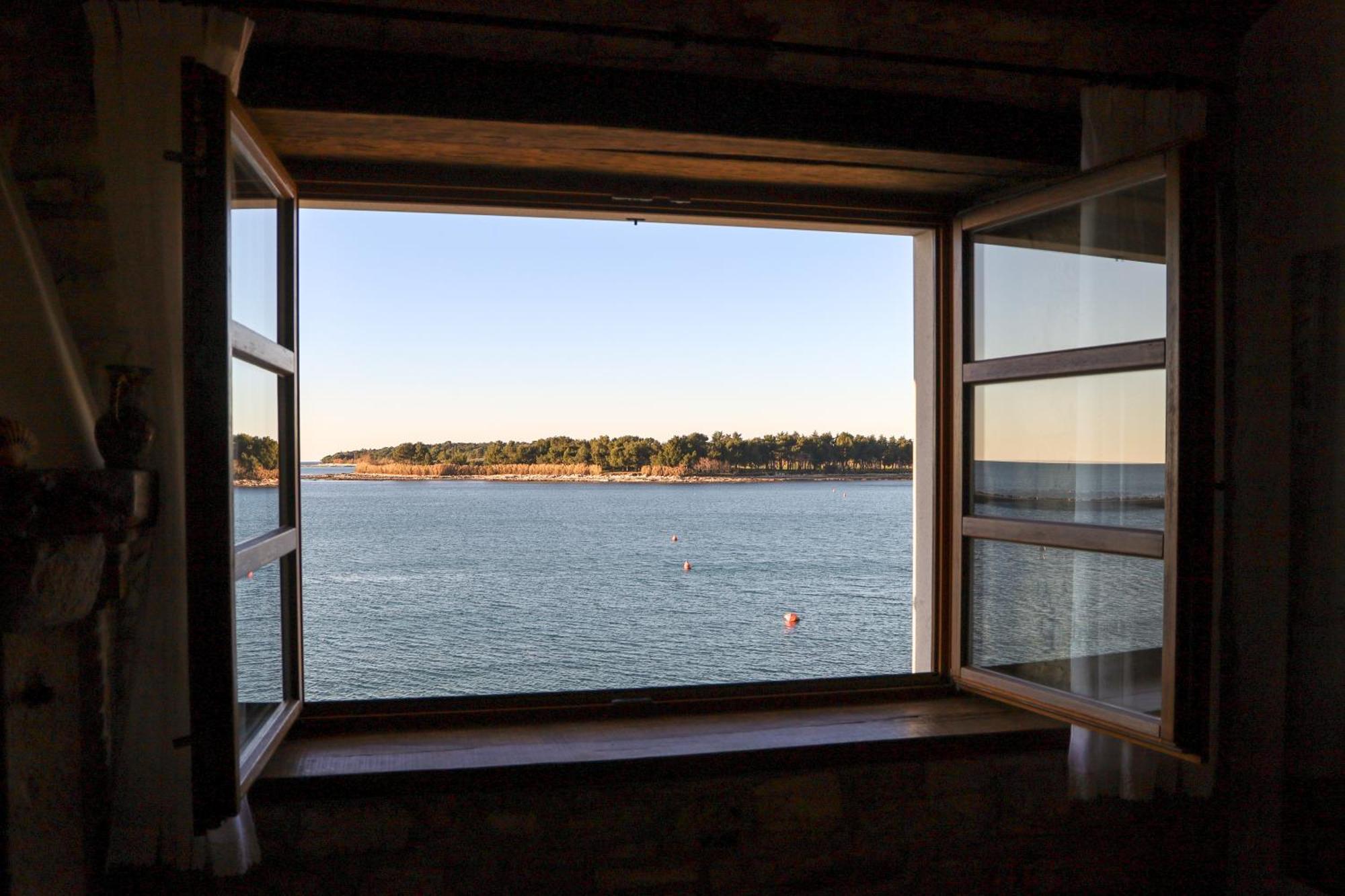 City Center Coastal Escape - Apartments With Sea View Or Cozy Room Novigrad Istria Exteriér fotografie