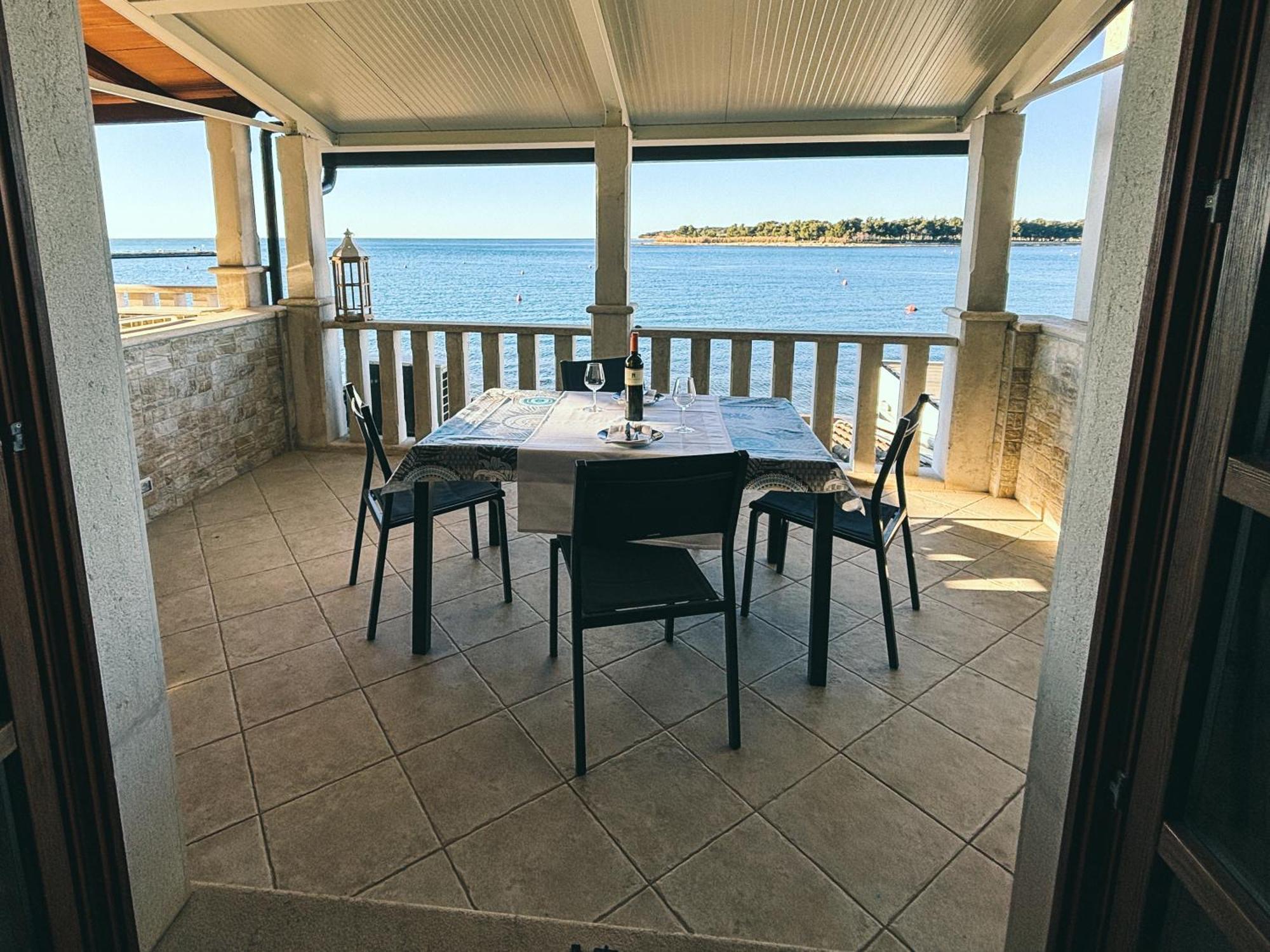 City Center Coastal Escape - Apartments With Sea View Or Cozy Room Novigrad Istria Exteriér fotografie