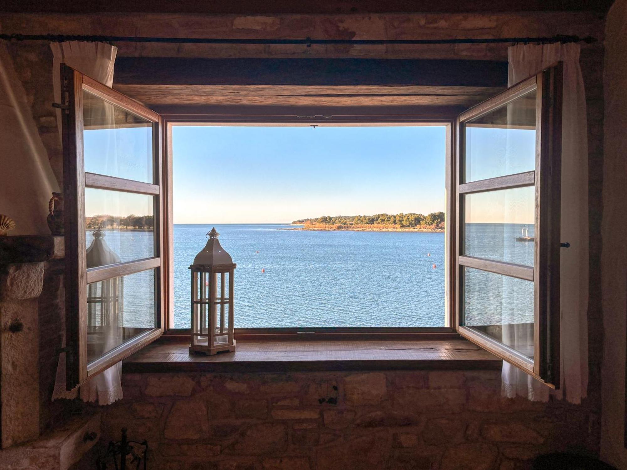 City Center Coastal Escape - Apartments With Sea View Or Cozy Room Novigrad Istria Exteriér fotografie