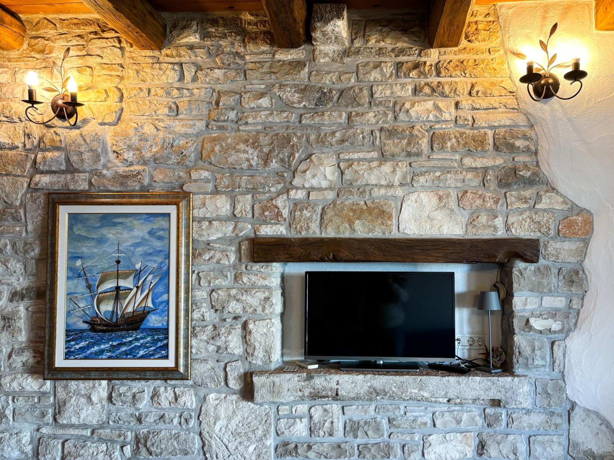 City Center Coastal Escape - Apartments With Sea View Or Cozy Room Novigrad Istria Exteriér fotografie